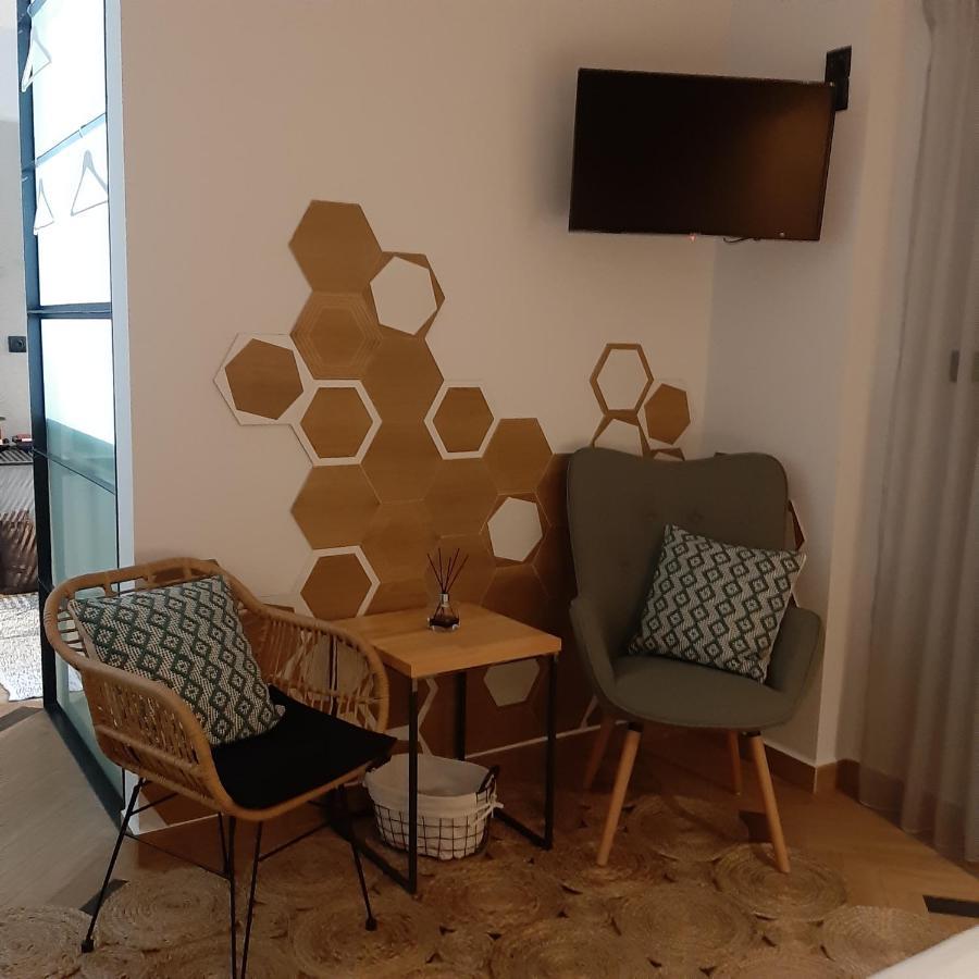 Sroom Apartment Mesolóngion المظهر الخارجي الصورة