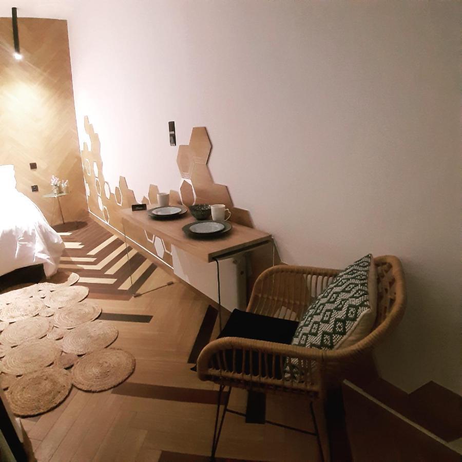 Sroom Apartment Mesolóngion المظهر الخارجي الصورة