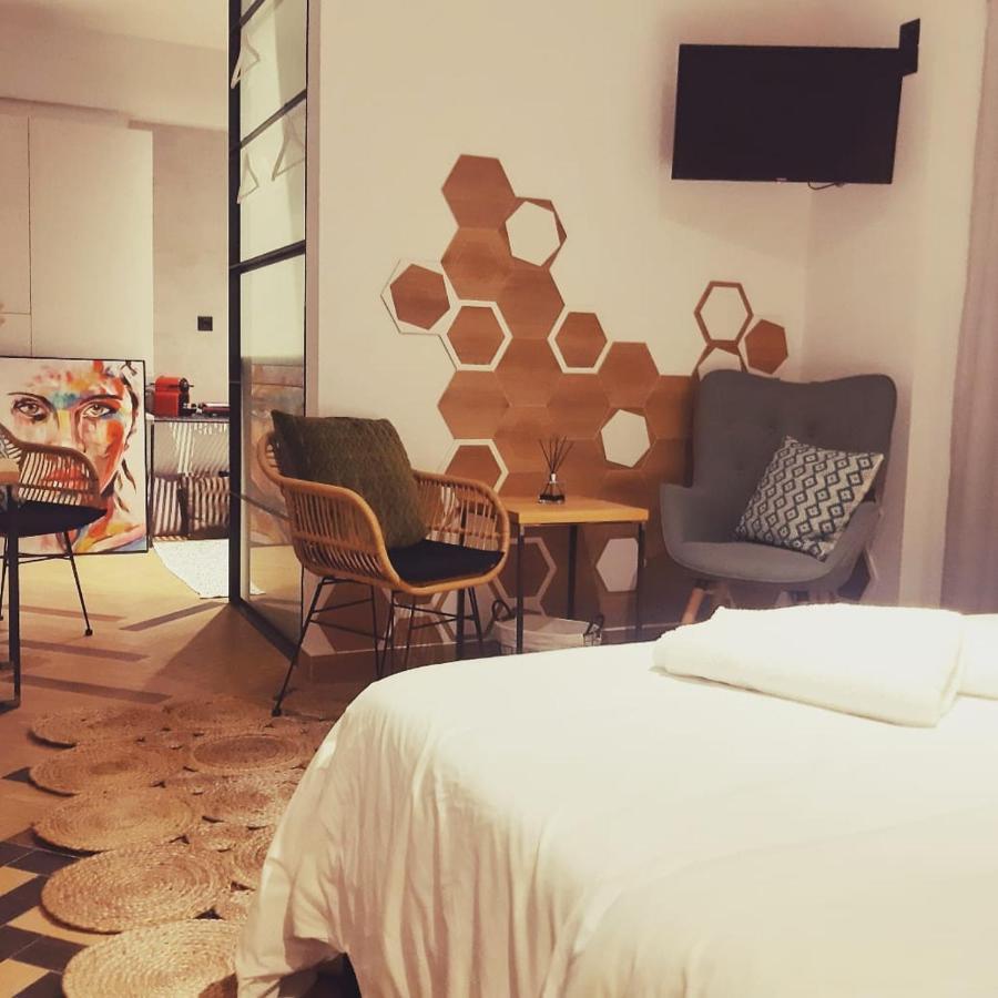 Sroom Apartment Mesolóngion المظهر الخارجي الصورة