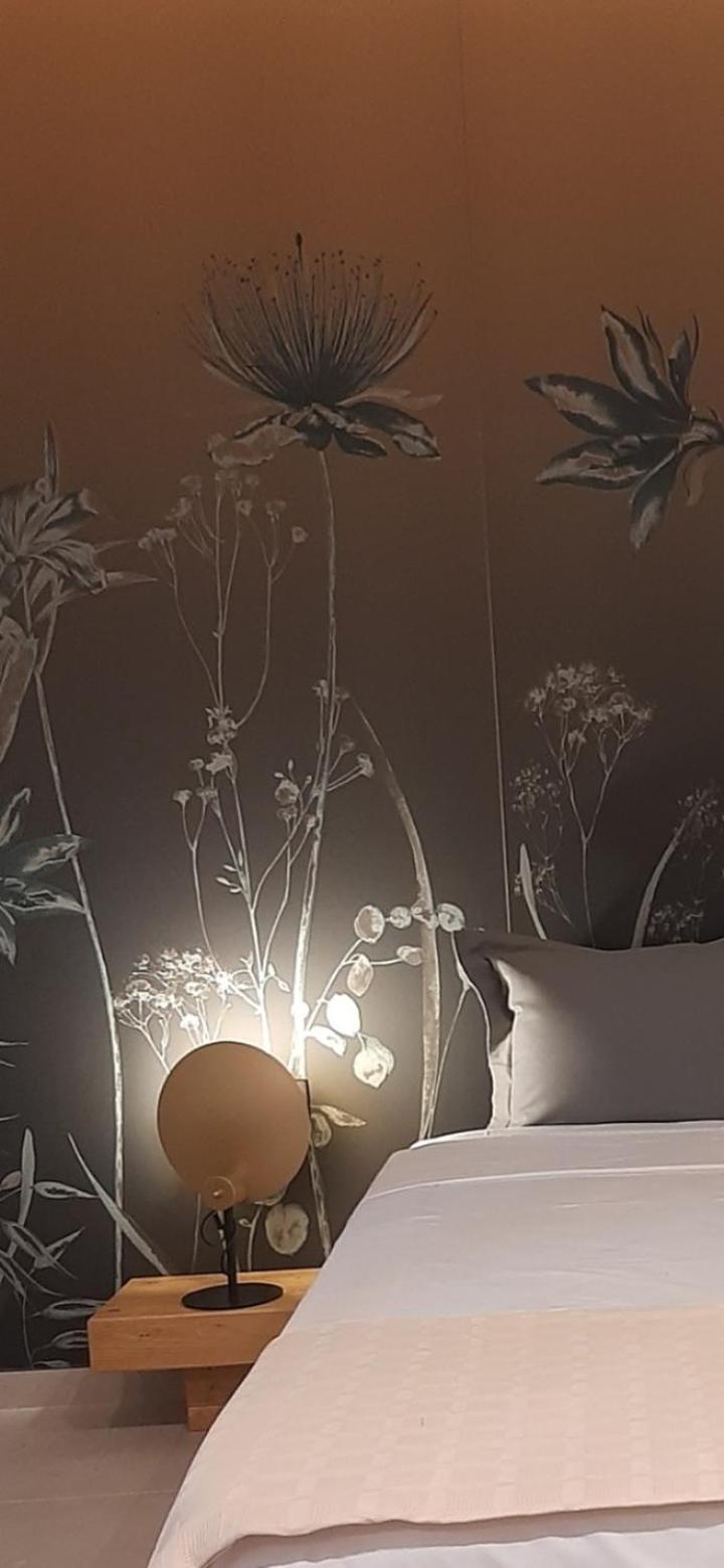 Sroom Apartment Mesolóngion المظهر الخارجي الصورة